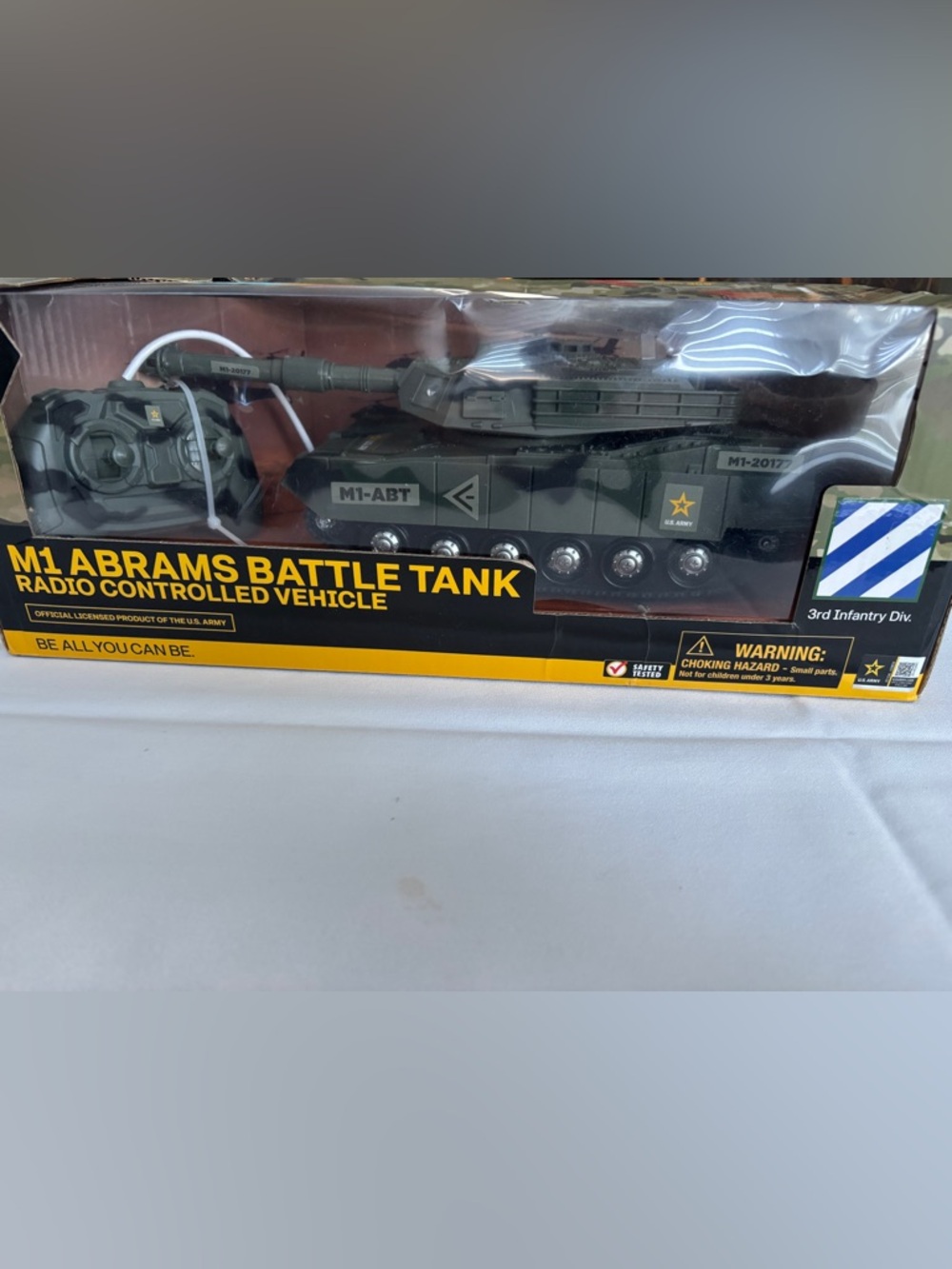 Kids Remote Control Battle Tank - Green